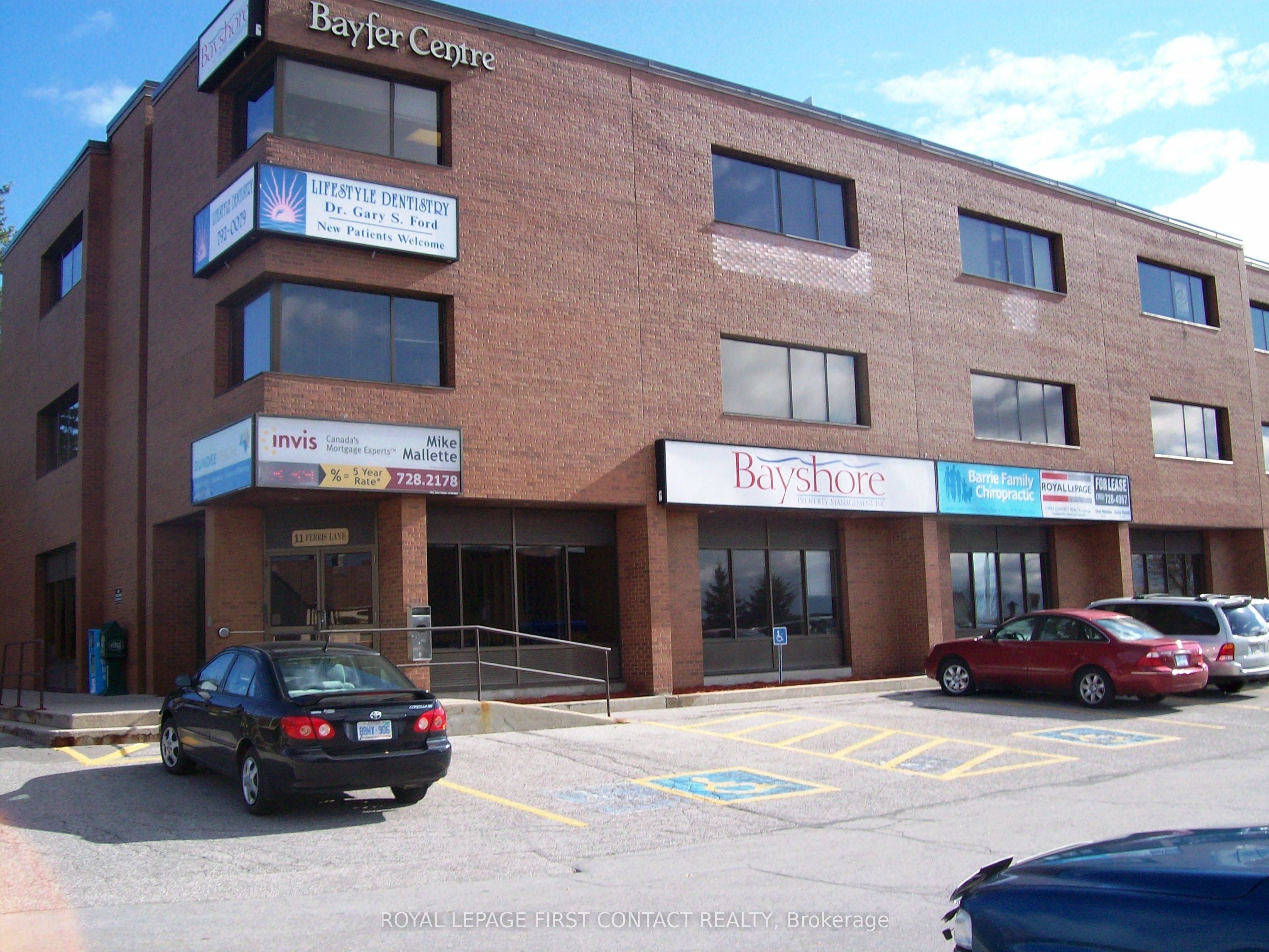 Studio 2-11 Ferris Lane, Barrie, ON, L4M 5N6