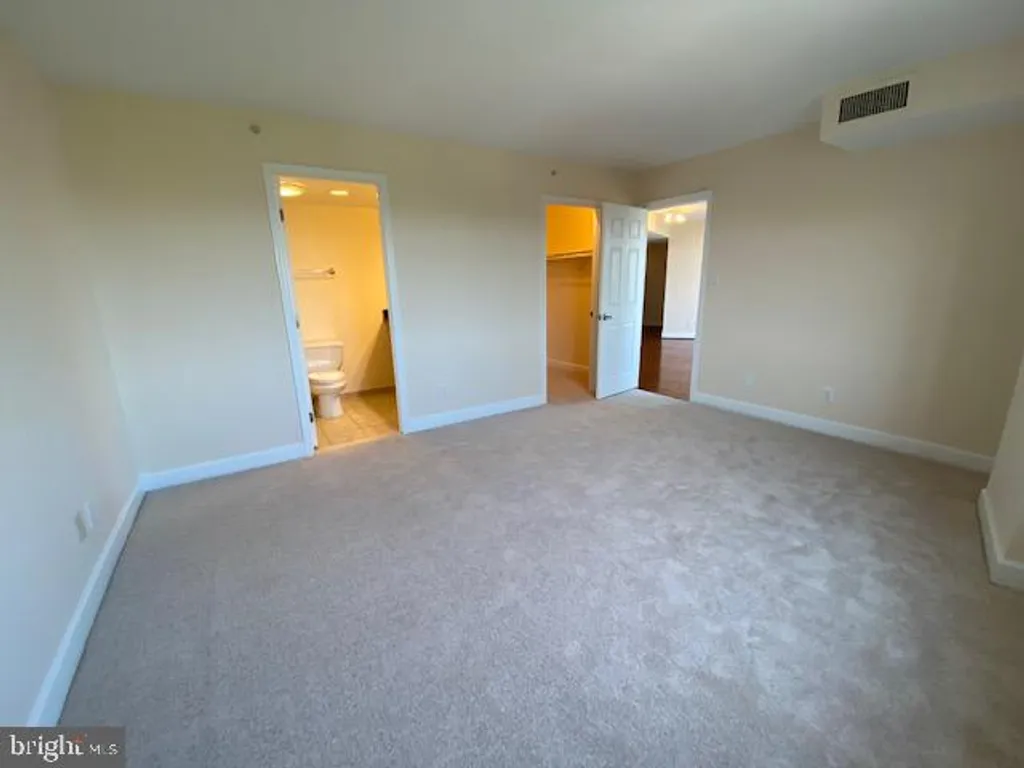 Additional image 12 of 3401 38th Street NW Unit 813, Washington, DC 20016