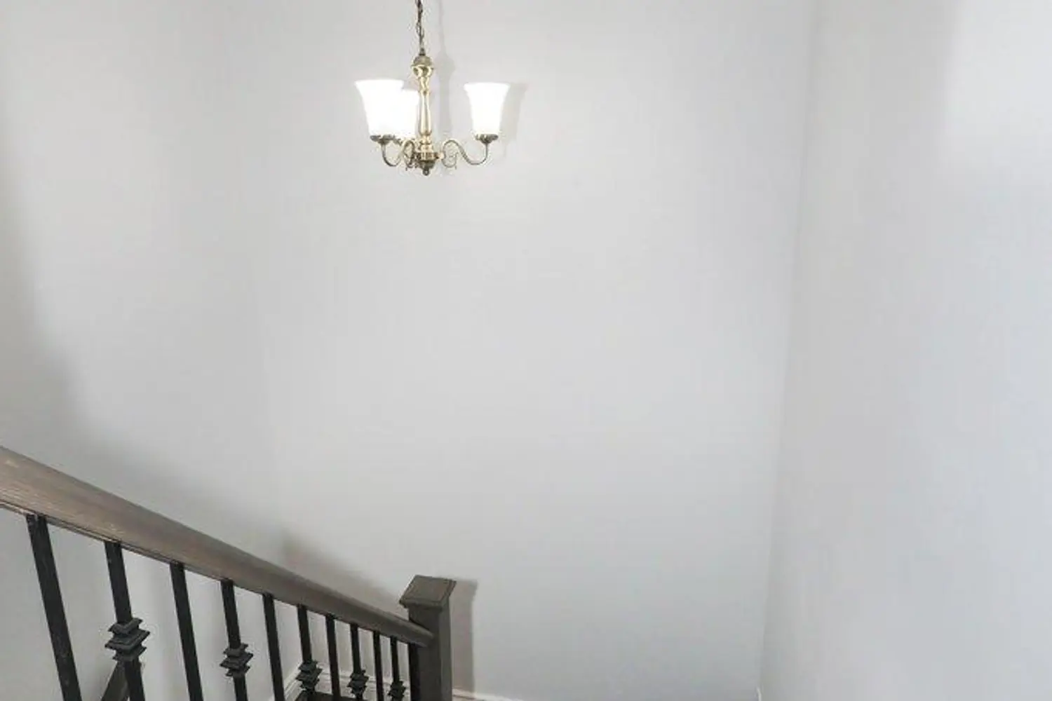 Additional image 10 of 279 Sandowne Drive 32