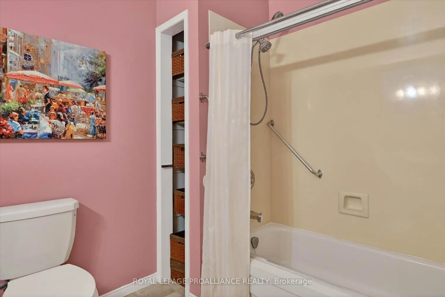 Additional image 11 of 1099 Clonsilla Avenue 312A