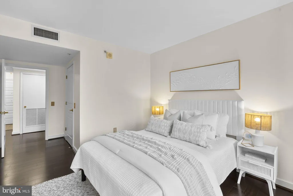 Additional image 18 of 631 D Street NW Unit 1129, Washington, DC 20004