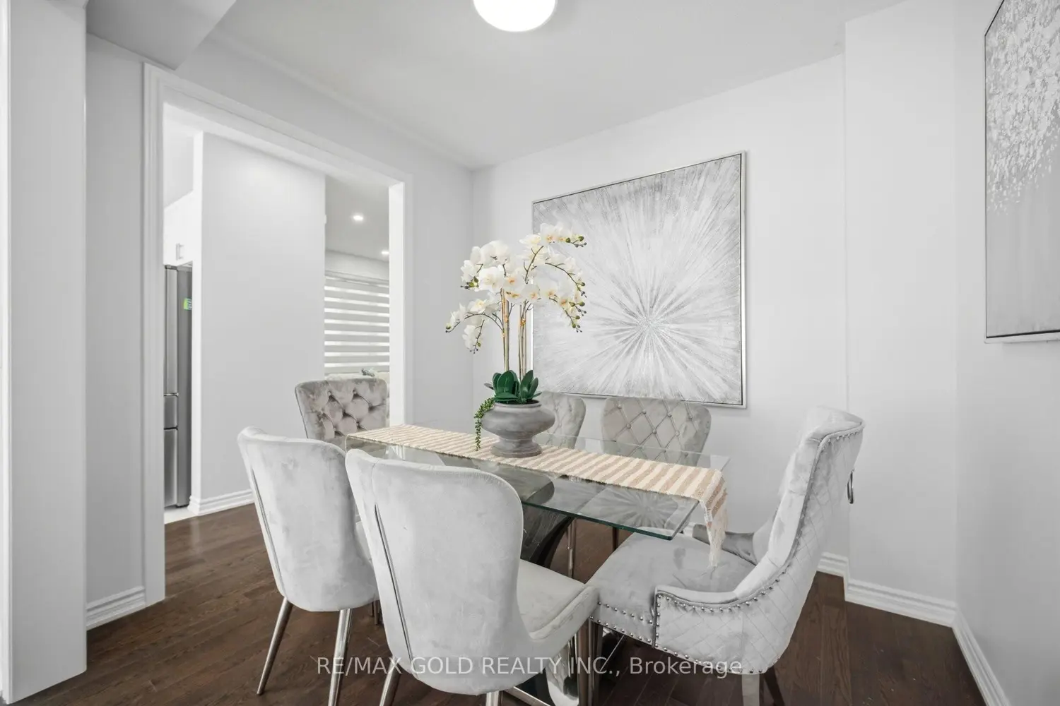 Additional image 6 of 28 Calabria Drive