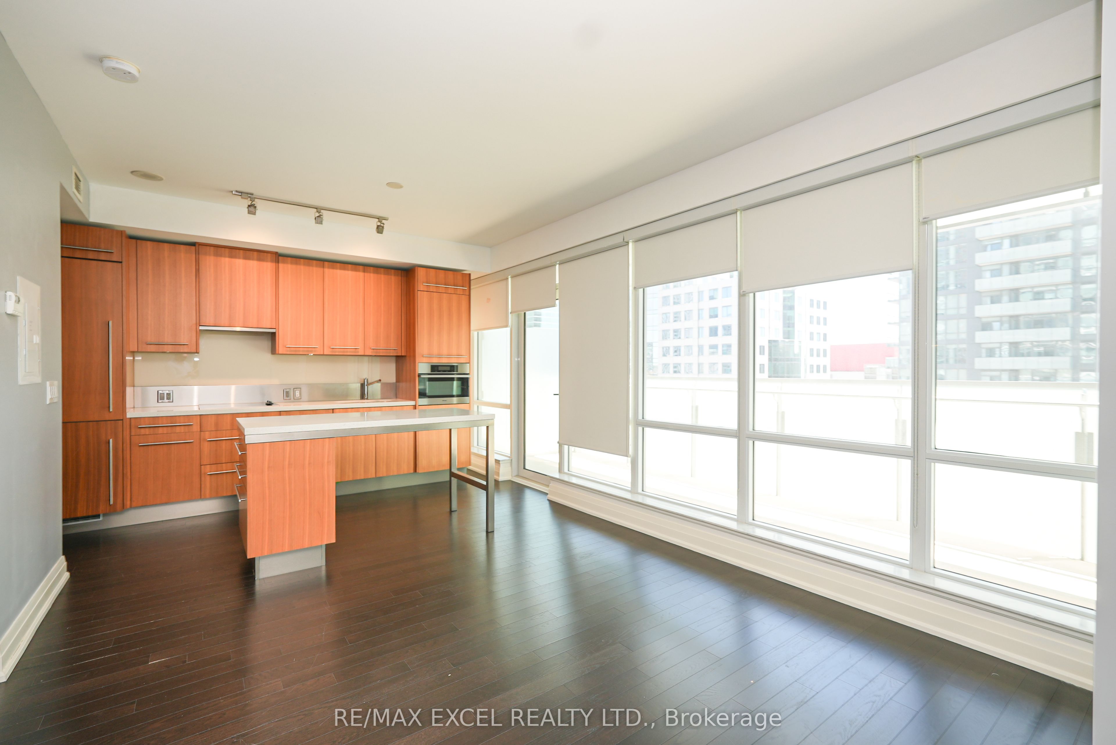 Additional image 2 of 1802-80 John Street, Toronto, ON, M5V 3X4