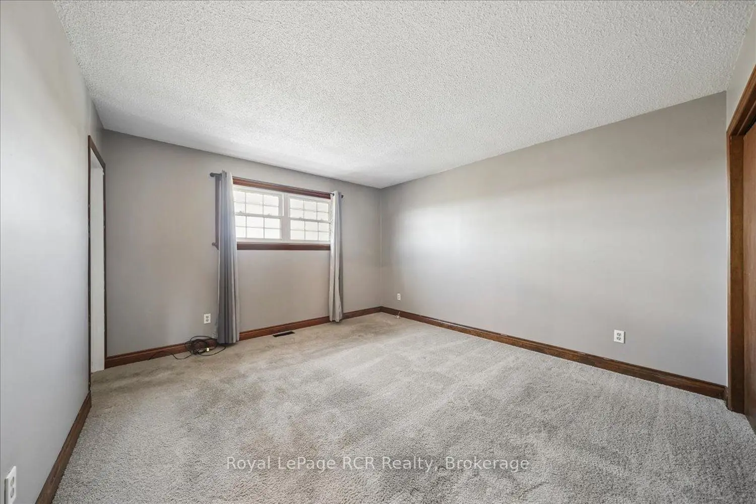 Additional image 8 of 883 30Th Street