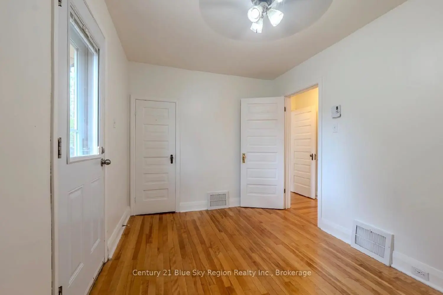 Additional image 6 of 459 Fisher Street