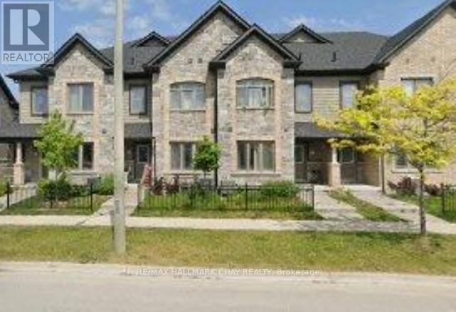 63 BATTEAUX STREET