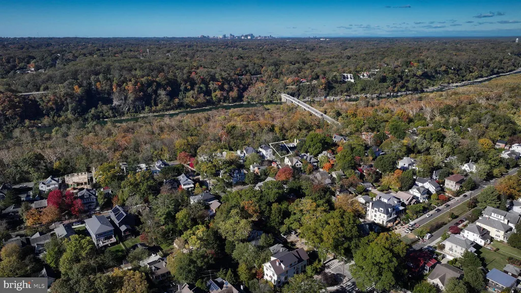 5521 Potomac Avenue NW, Washington, DC 20016