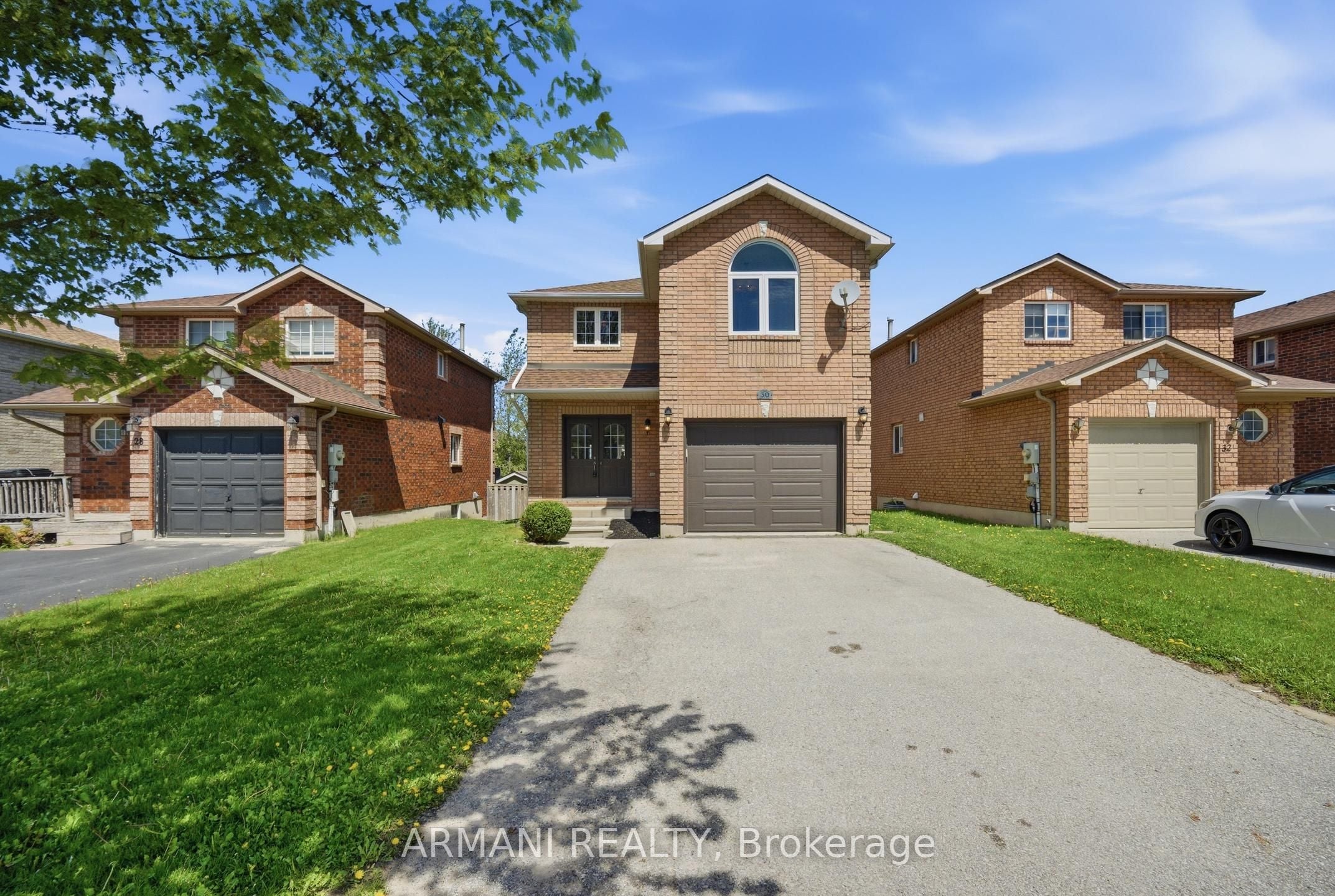 30 Booth Lane, Barrie, ON, L4N 0S4