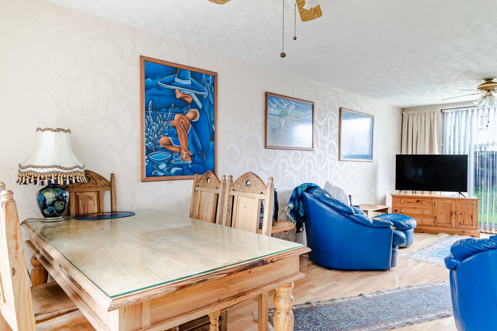 Additional image 5 of 3 bed end terrace house for saleWoodbridge Lawn, Leeds LS6