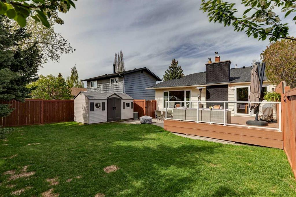 Additional image 6 of 68 Woodmont Rise SW, Calgary, AB, T2W 4L5