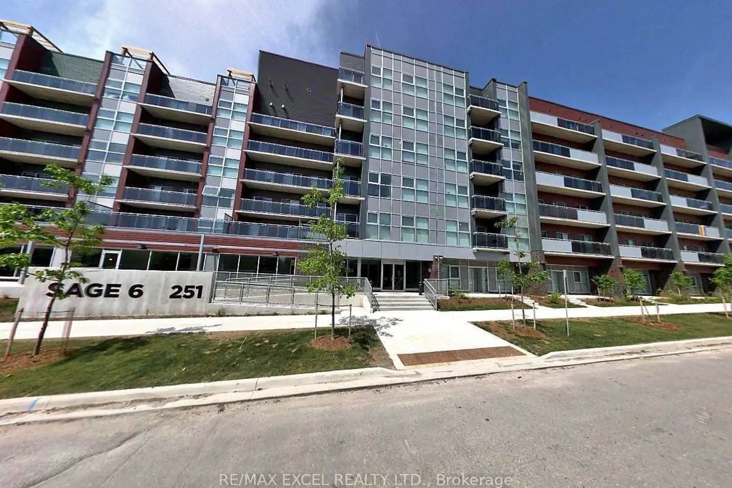 251 Hemlock Street 615