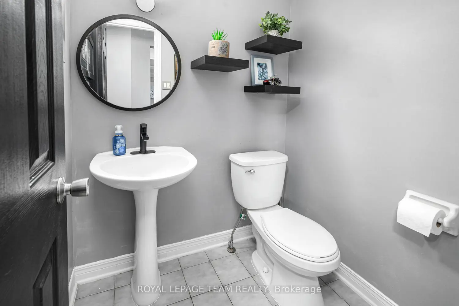 29 Grenadier Way photo 4