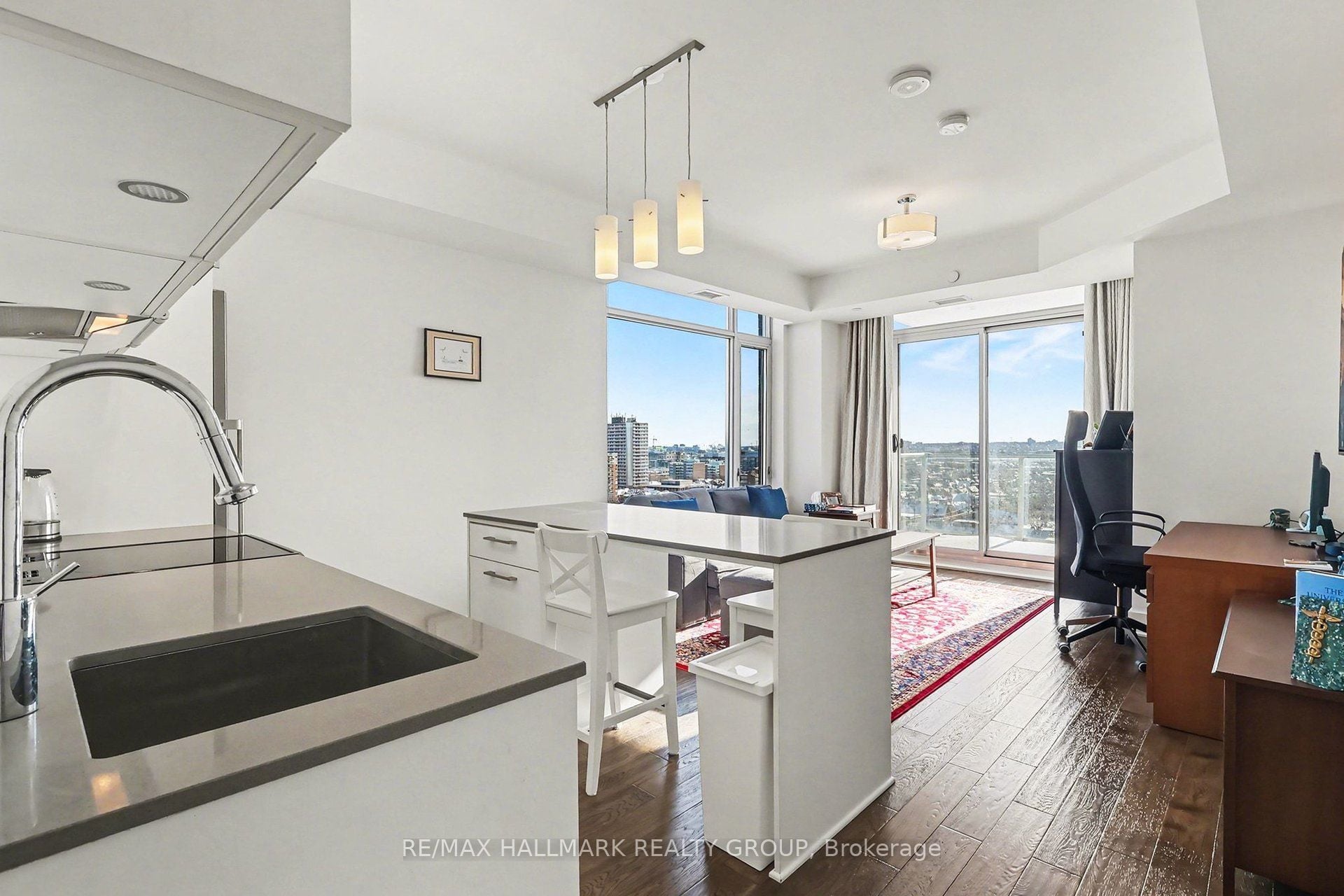 Additional image 3 of 1412-255 Bay Street, Ottawa, ON, K1R 0C5
