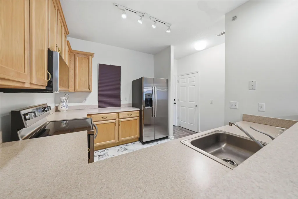Additional image 6 of 33120 N Village Loop Unit 2105, Lewes, DE 19958