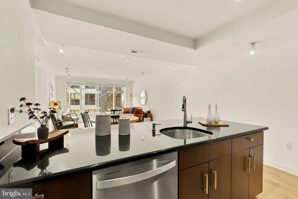 Additional image 9 of 1423 Newton Street NW Unit 204, Washington, DC 20010