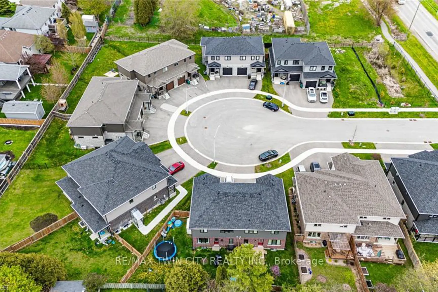 Additional image 17 of 63 Crab Apple Court