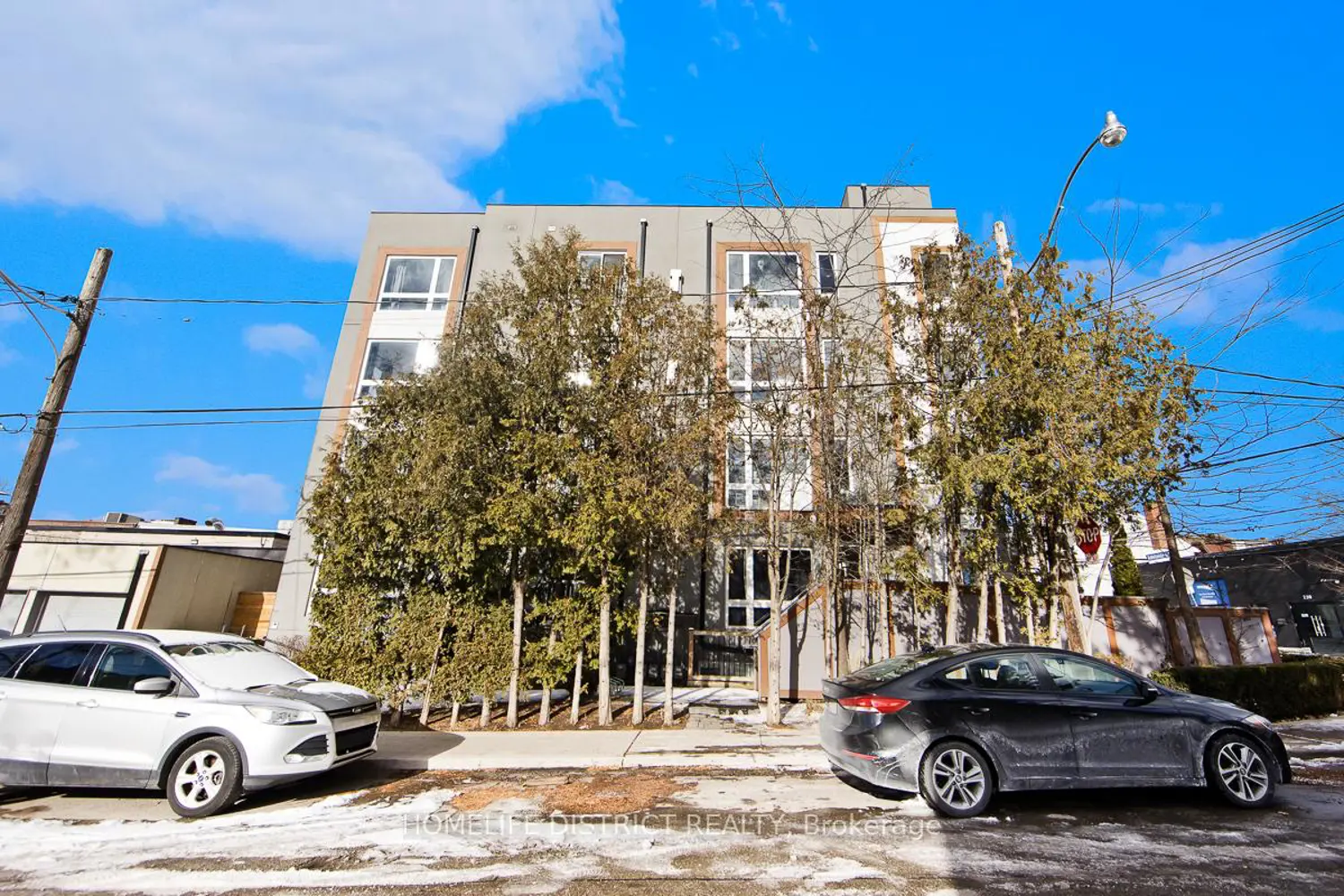 243 Niagara Street photo 2