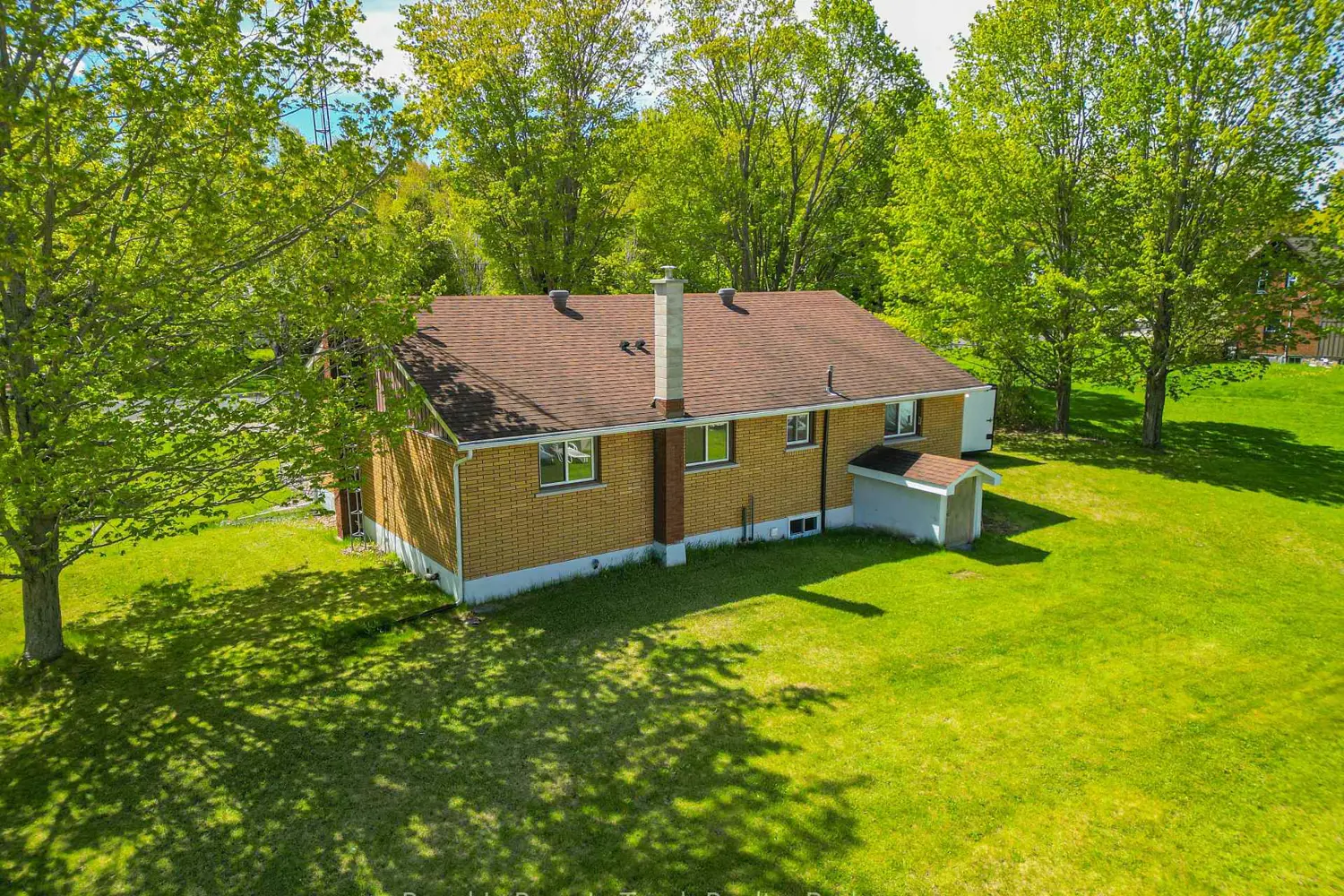 859 Cedar Point Road photo 3