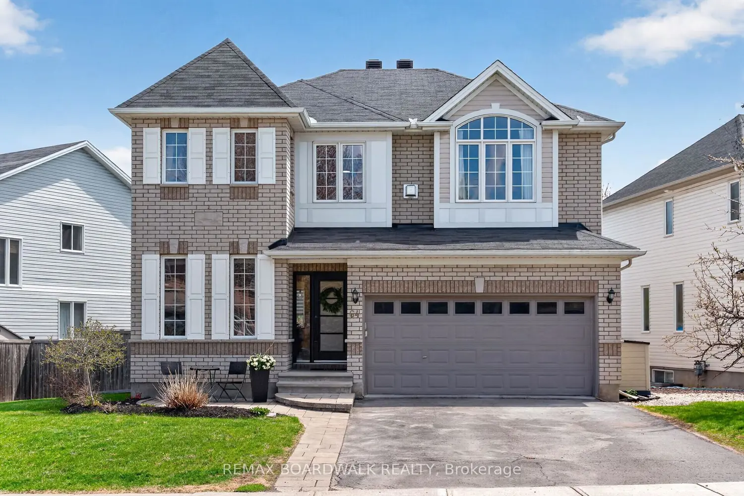 64 Baywood Drive photo 3