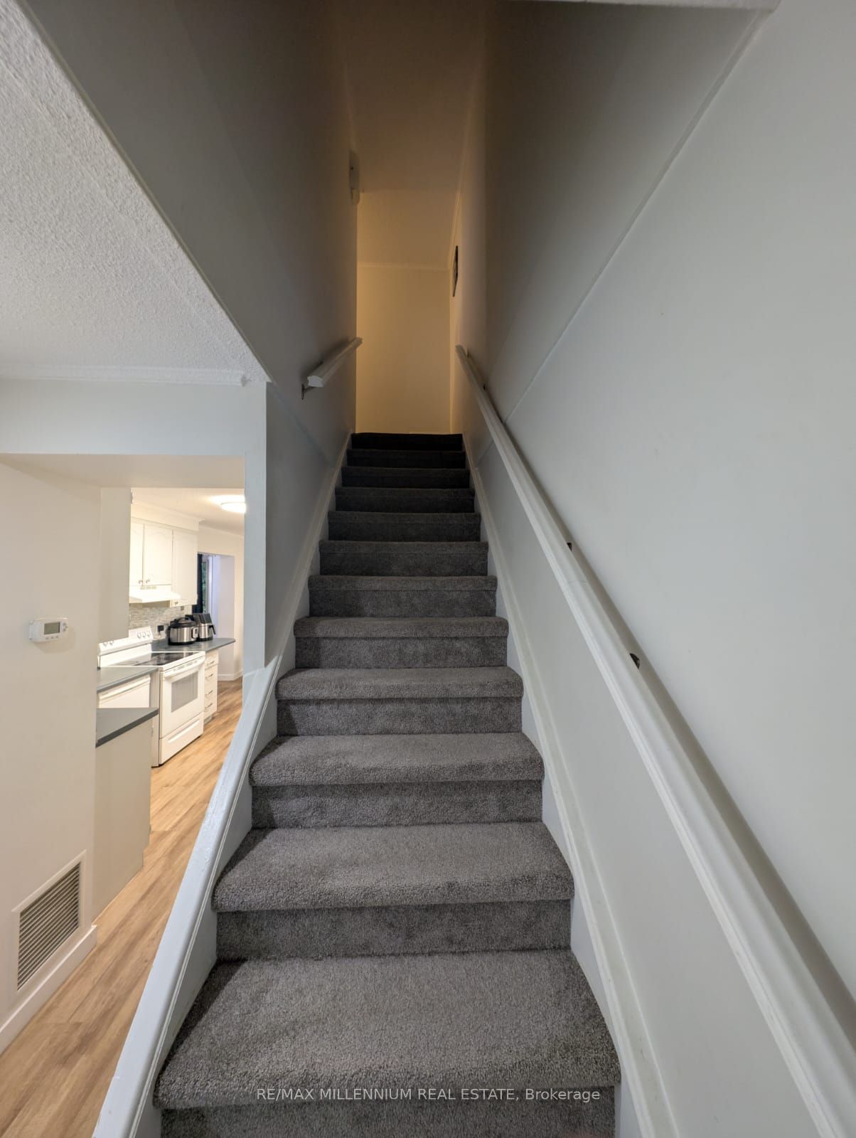 Additional image 4 of 9-30 Green Valley Drive, Kitchener, ON, N2P 1G8