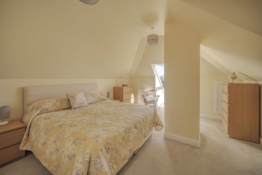 Additional image 26 of 4 bed bungalow for saleVaynor Lane, Cefn Coed, Merthyr Tydfil CF48