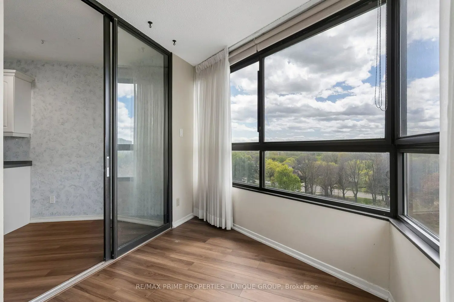Additional image 7 of 1300 Bloor Street 710