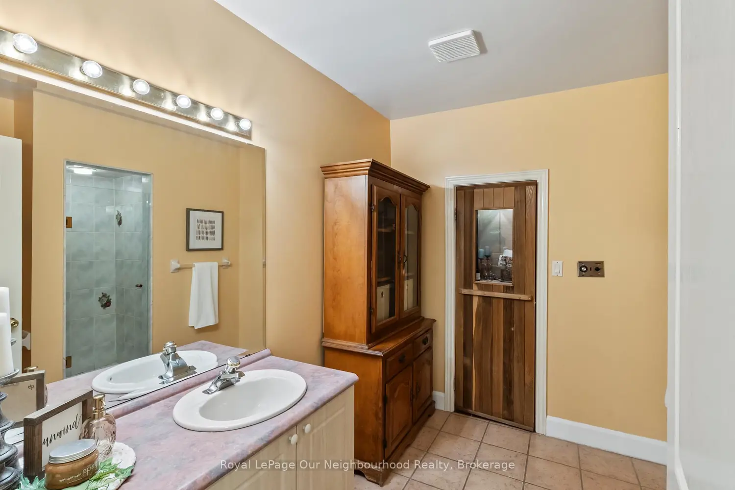 Additional image 14 of 941 Tillison Avenue