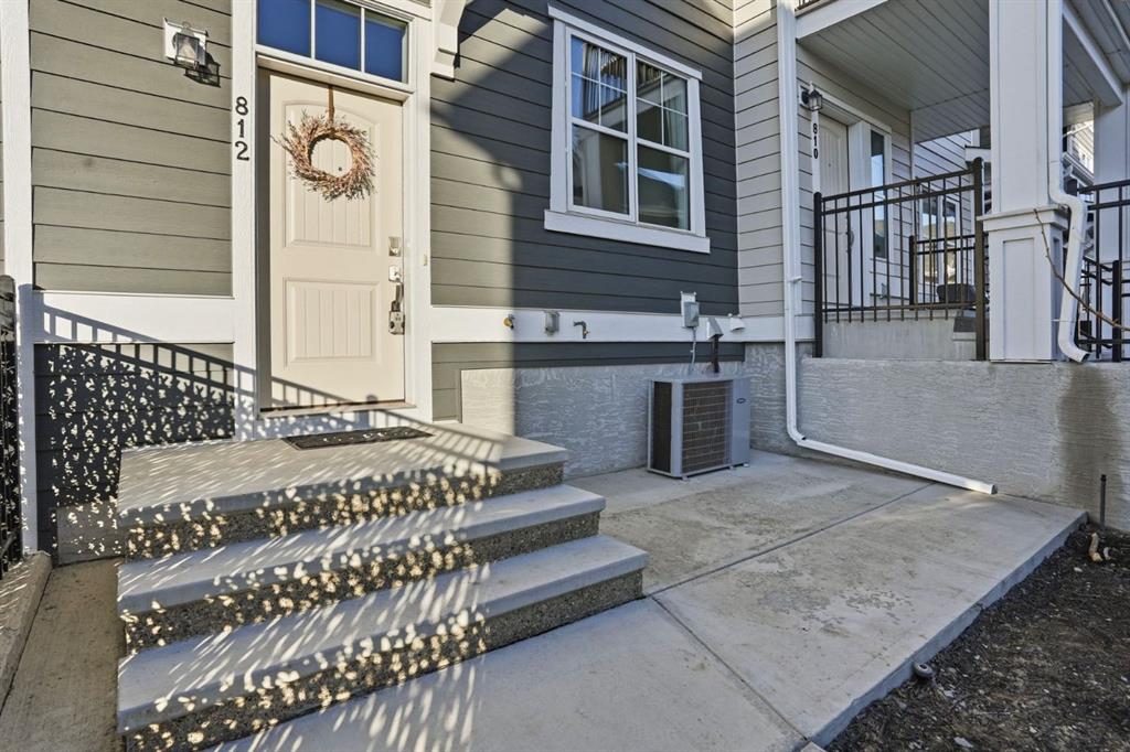 Additional image 3 of 812 Cranbrook Walk SE, Calgary, AB, T3M 2V5
