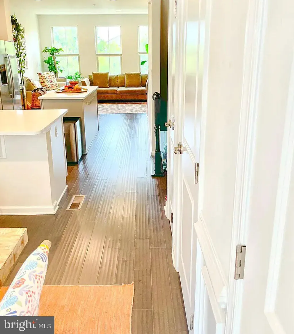 Additional image 5 of 3634 Commodore Joshua Barney Drive NE, Washington, DC 20018