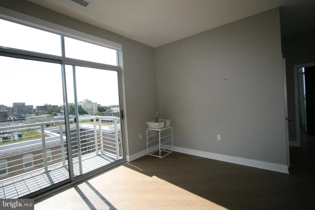 Additional image 13 of 2550 17th Street NW Unit 612, Washington, DC 20009