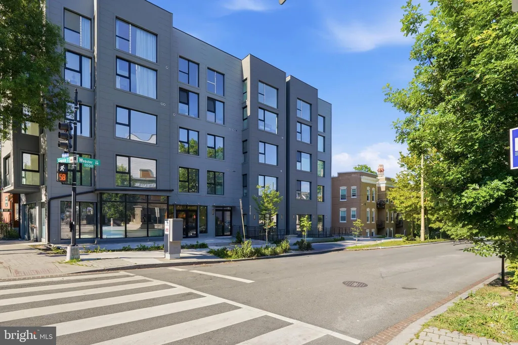 Additional image 3 of 4328 Georgia Avenue NW Unit 401, Washington, DC 20011