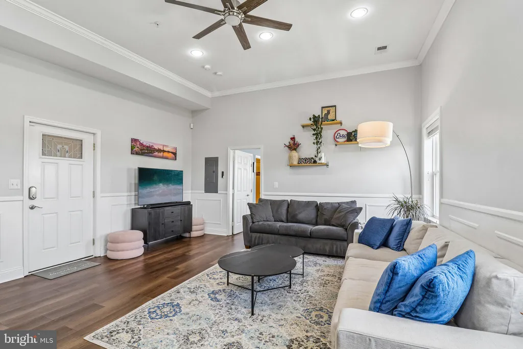 Additional image 11 of 233 S Street NE Unit 5, Washington, DC 20002