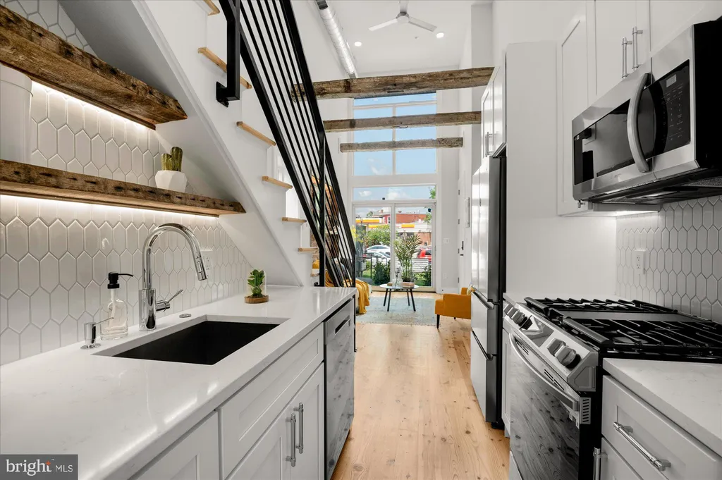Additional image 13 of 1417 Maryland Avenue NE Unit 1, Washington, DC 20002