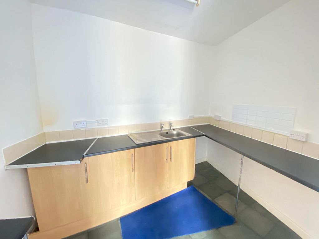 Additional image 3 of 1 bed flat for saleWindsor Road, Neath, Neath Port Talbot. SA11