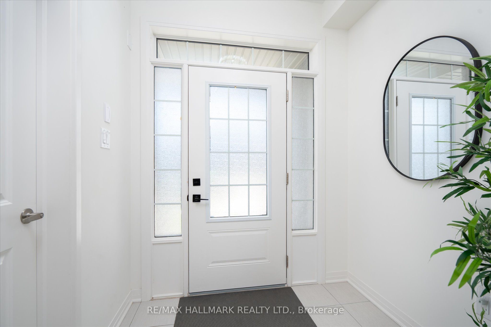Additional image 4 of 28 Copperhill Heights, Barrie, ON, L9J 0L1