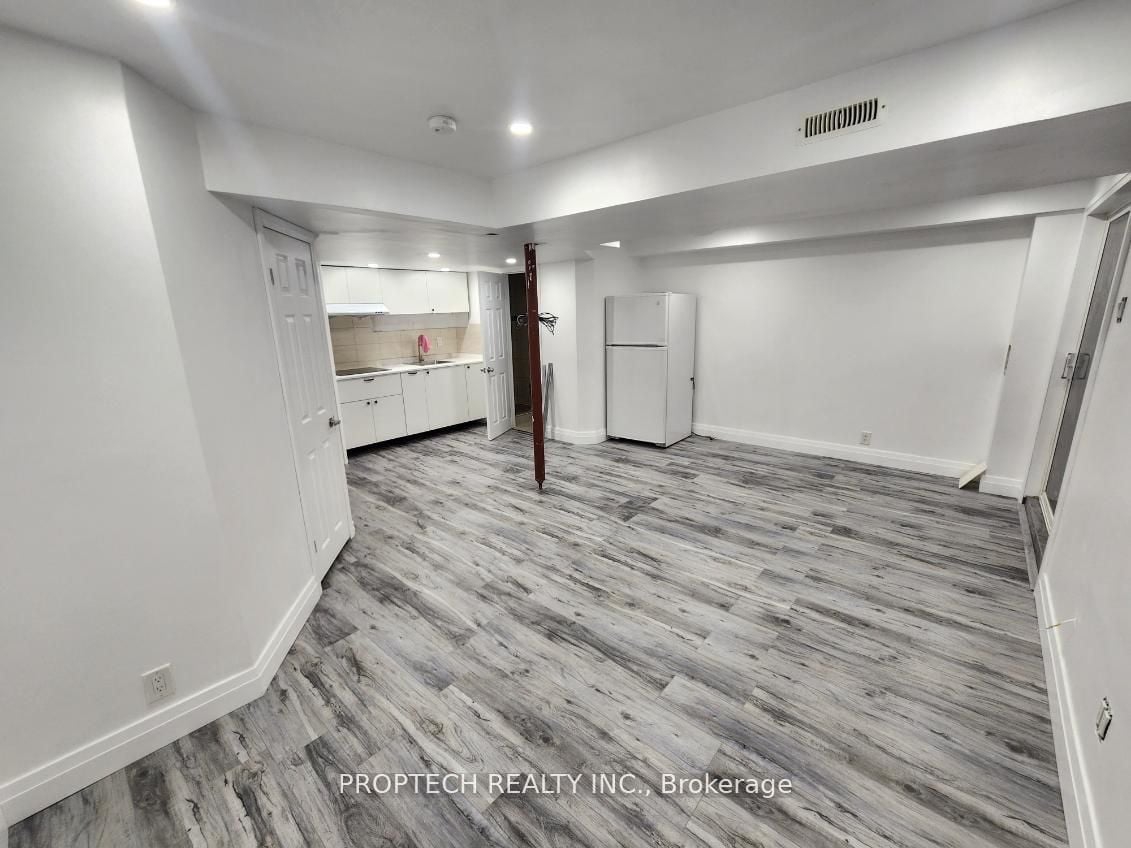 Additional image 6 of Basement-733 John Cole Court, Newmarket, ON, L3Y 5V7