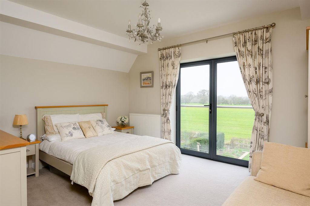Additional image 18 of 4 bed detached house for saleYork Road, Kirk Hammerton, York YO26