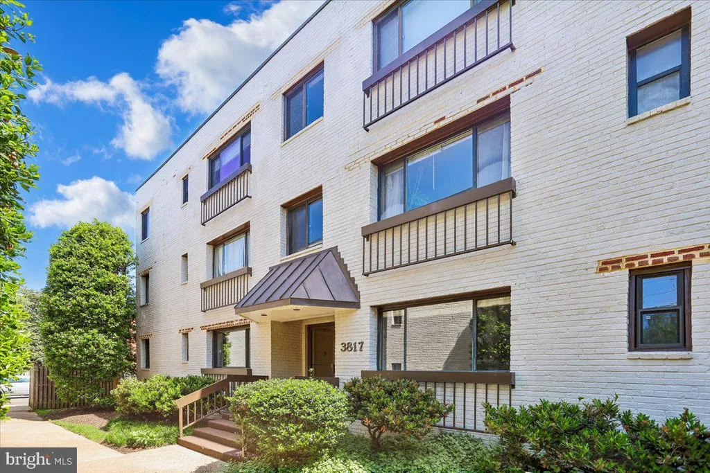 Additional image 17 of 3817 Davis Place NW Unit 1, Washington, DC 20007