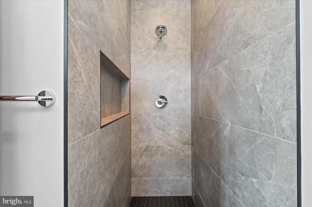 Additional image 19 of 1417 Maryland Avenue NE Unit 3, Washington, DC 20002