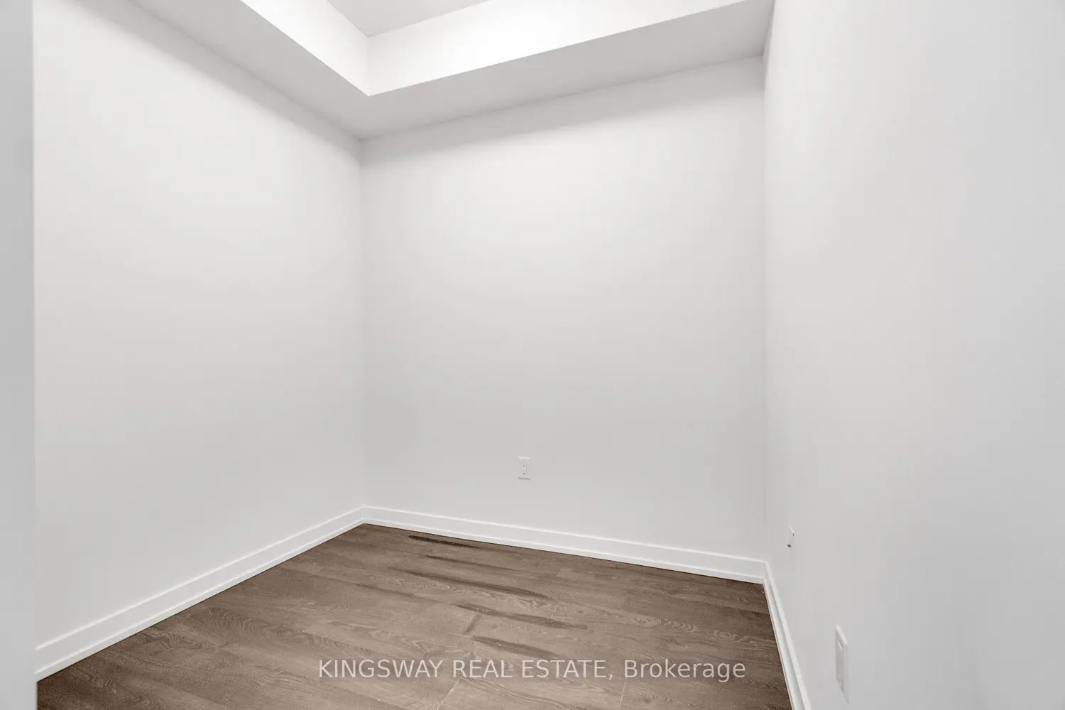 Additional image 11 of 125 Shoreview Place 109
