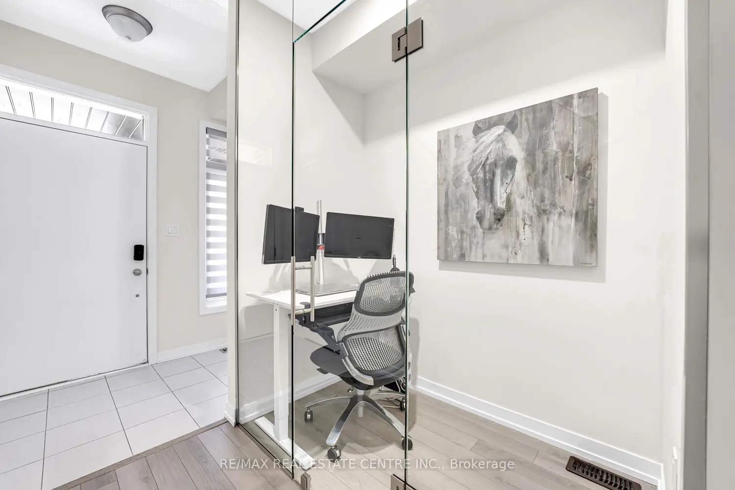 1538 Moonseed Place photo 2