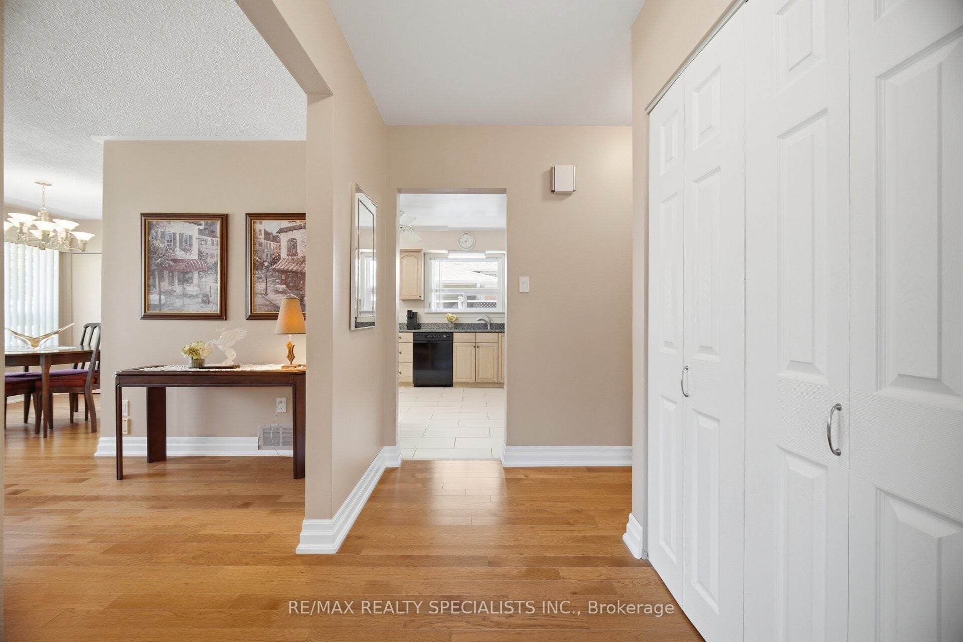 Additional image 6 of 1060 Argus Drive, Mississauga, ON, L4Y 2L8