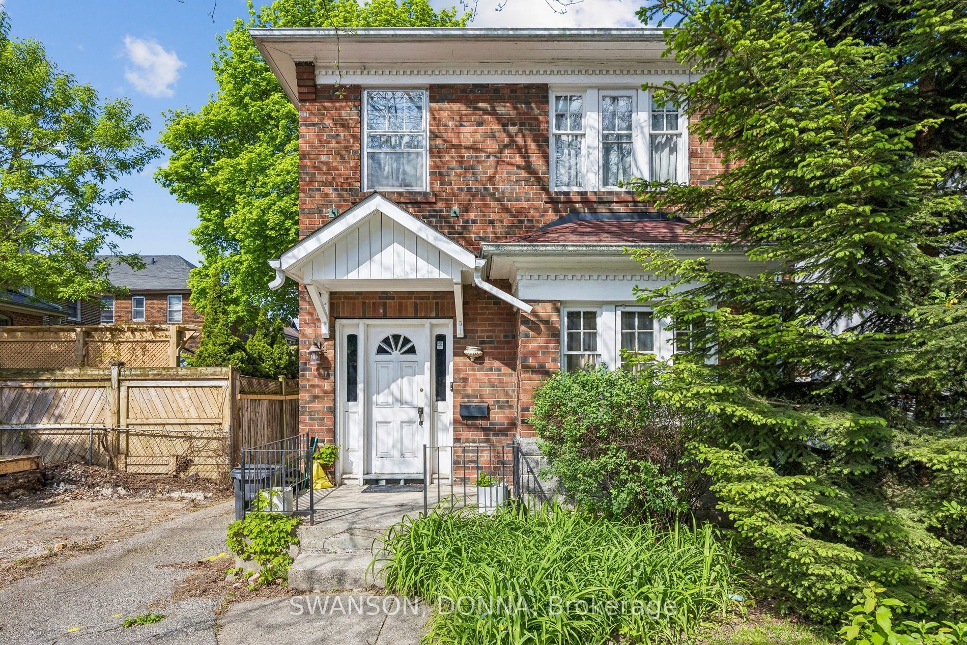 Additional image 3 of 4 Preston Place, Toronto, ON, M4N 2S9