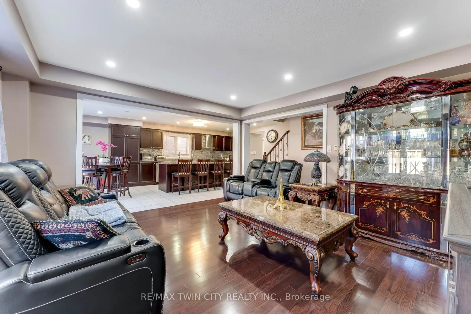 Additional image 7 of 334 Apple Hill Crescent