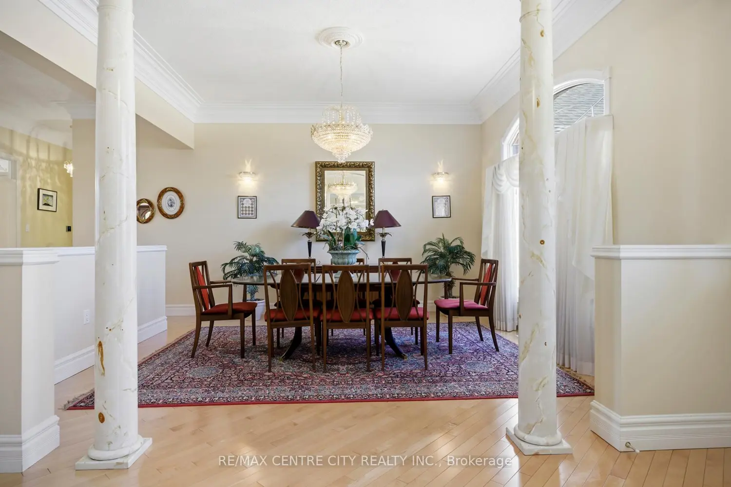 6 Huntington Terrace photo 3