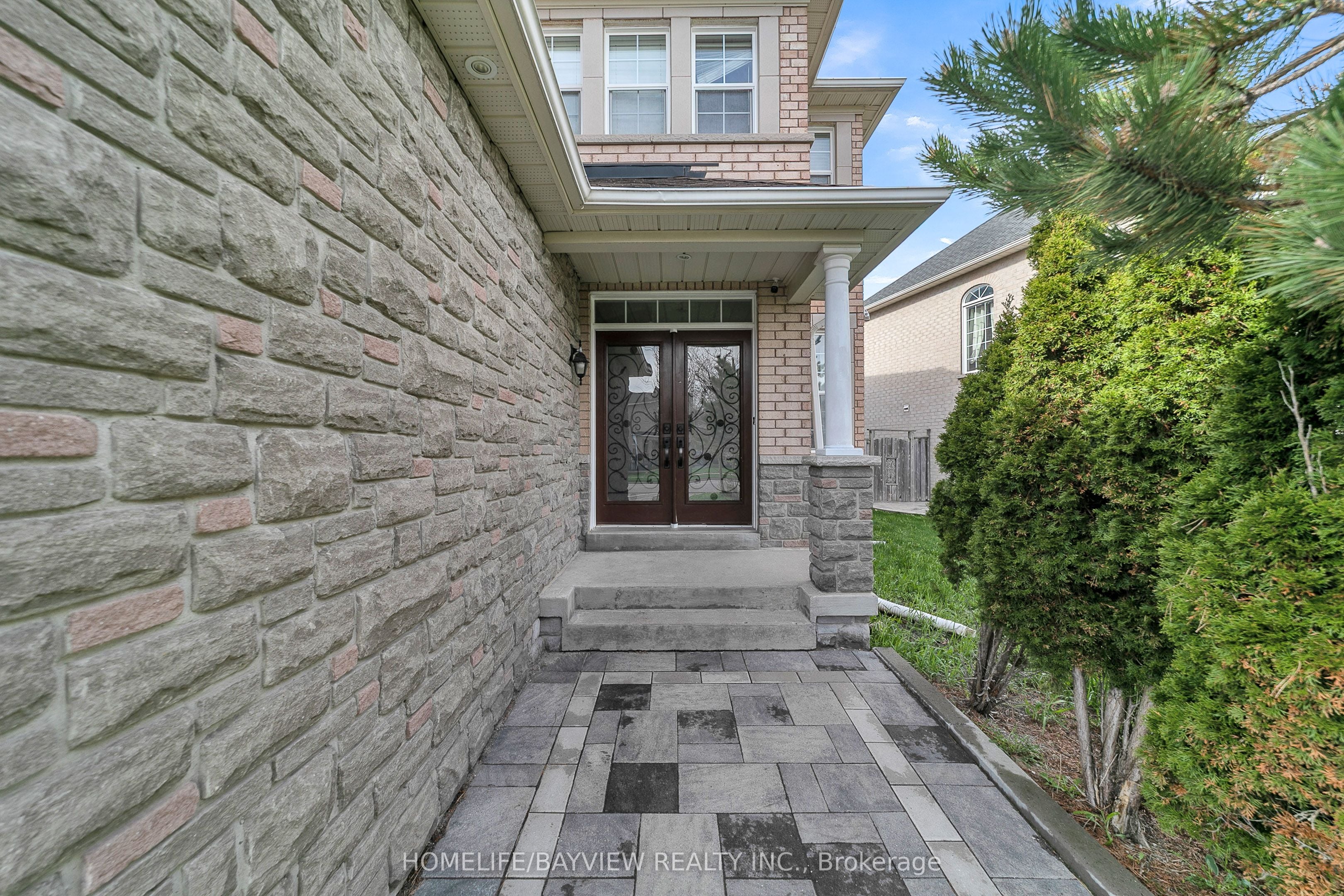 Additional image 2 of 99 Red Cardinal Trail, Richmond Hill, ON, L4E 4B8