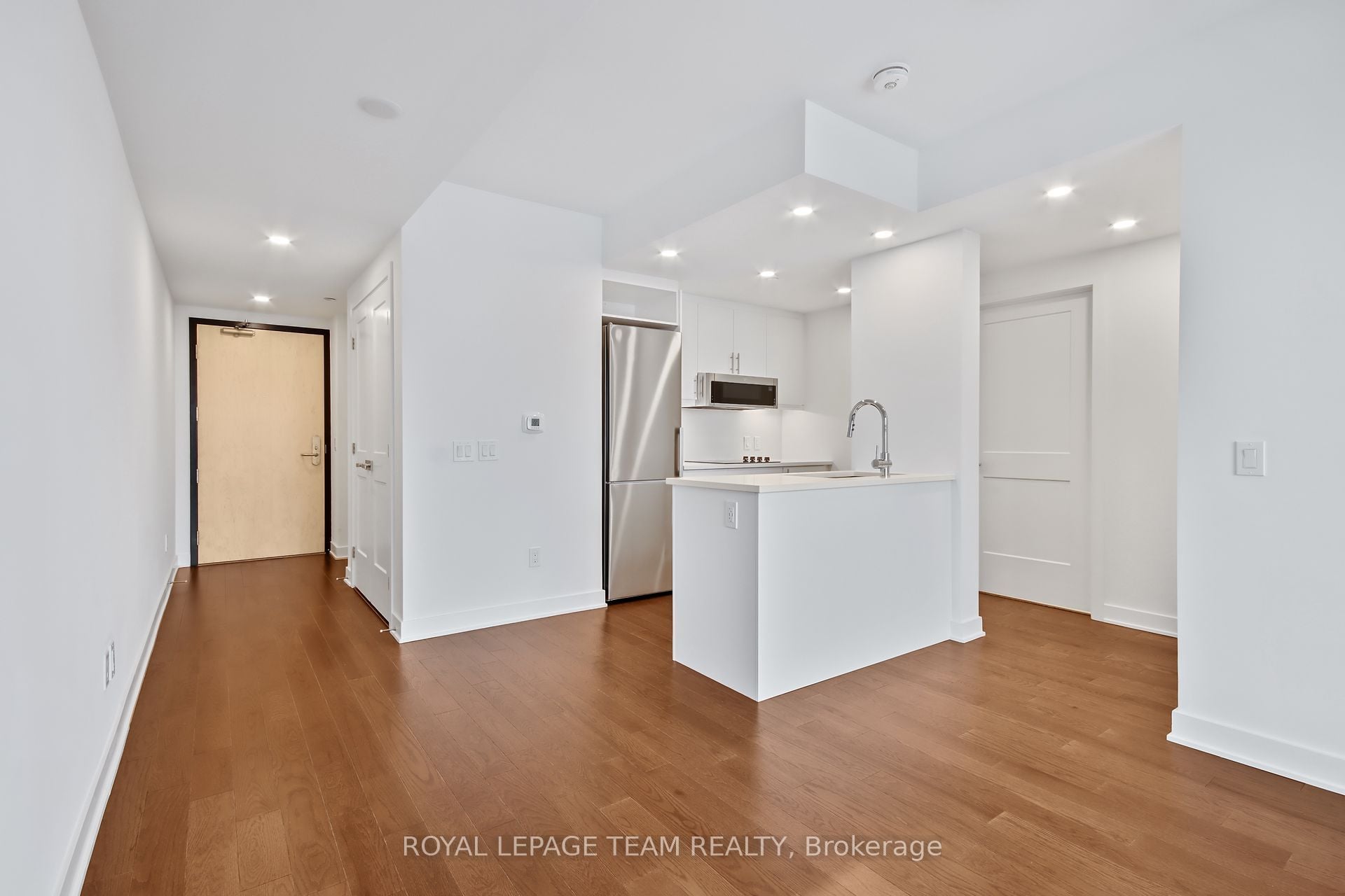 Additional image 6 of 2402-340 Queen Street, Ottawa, ON, K1R 0G1
