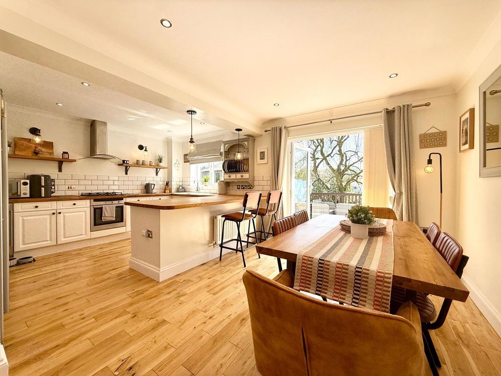 Additional image 3 of 4 bed detached house for saleSwallow Dale, Saundersfoot, Pembrokeshire SA69