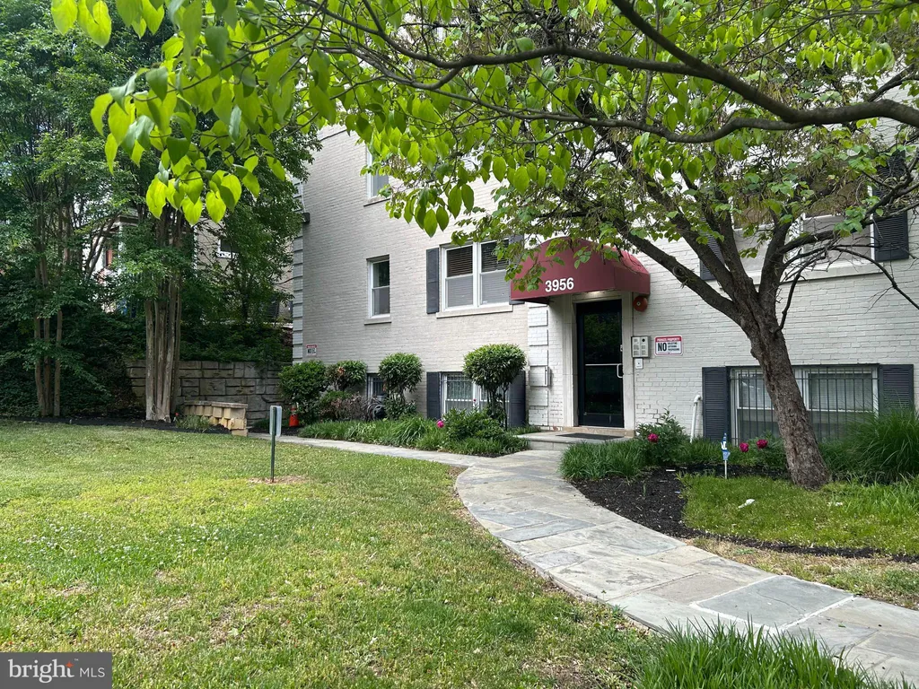 3956 Pennsylvania Avenue SE Unit 203, Washington, DC 20020