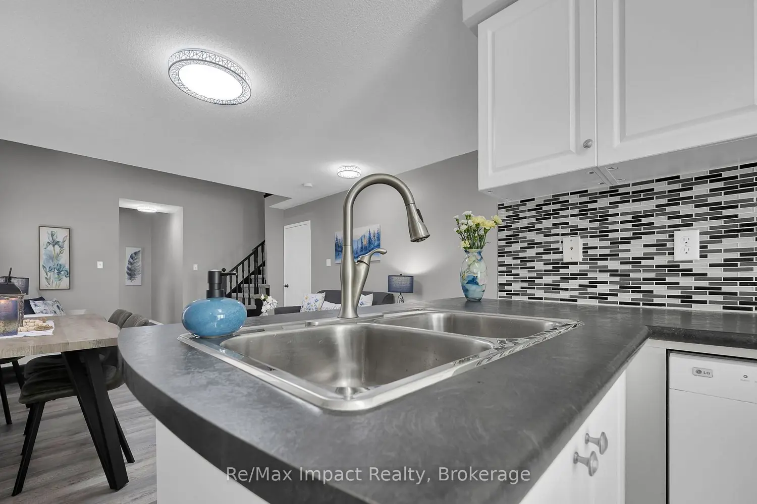 Additional image 9 of 1872 Woodgate Court
